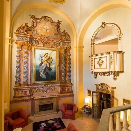 Villa Palazzo Neri Trevi