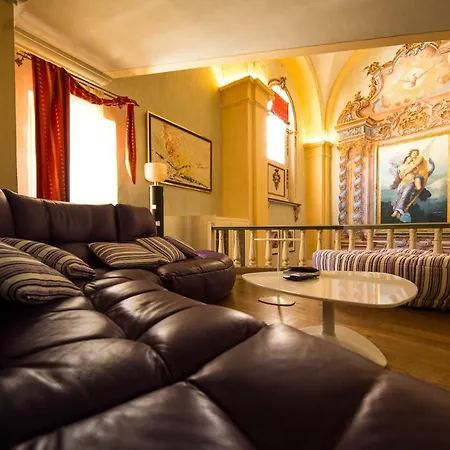 Villa Palazzo Neri Trevi