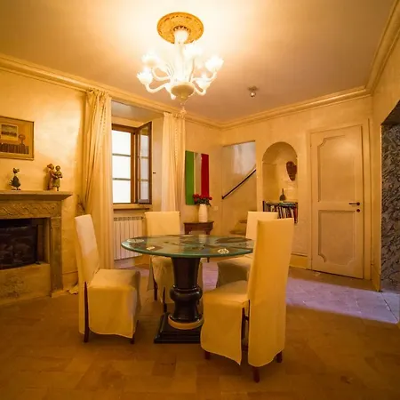 Palazzo Neri * Trevi