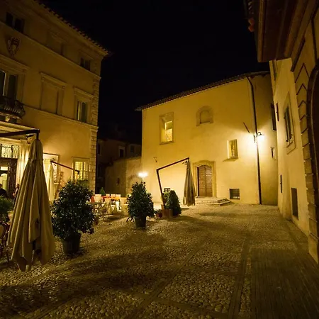 Palazzo Neri Villa