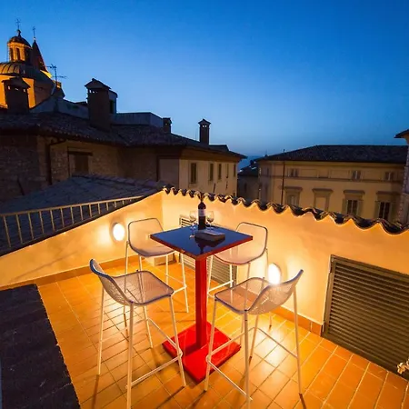 Villa Palazzo Neri Trevi