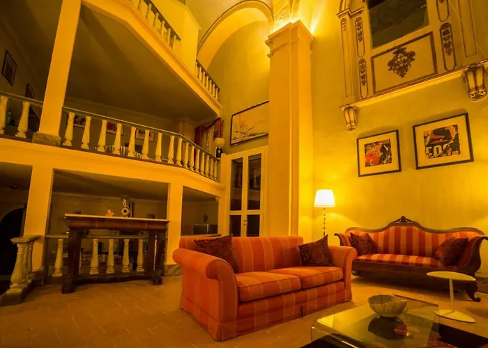 Palazzo Neri * Trevi