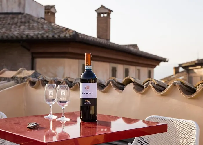 Villa Palazzo Neri Trevi